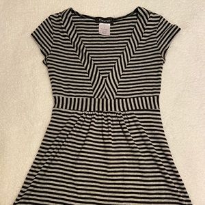 Short sleeve black and white striped blouse!
